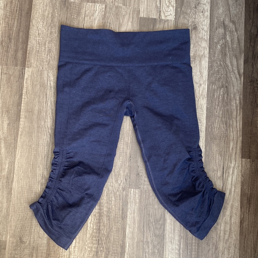 Lululemon seamless capris
